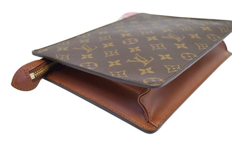 pochette uomo louis vuitton fake